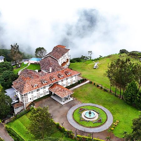 Le Montfort Resort ムンナール エクステリア 写真