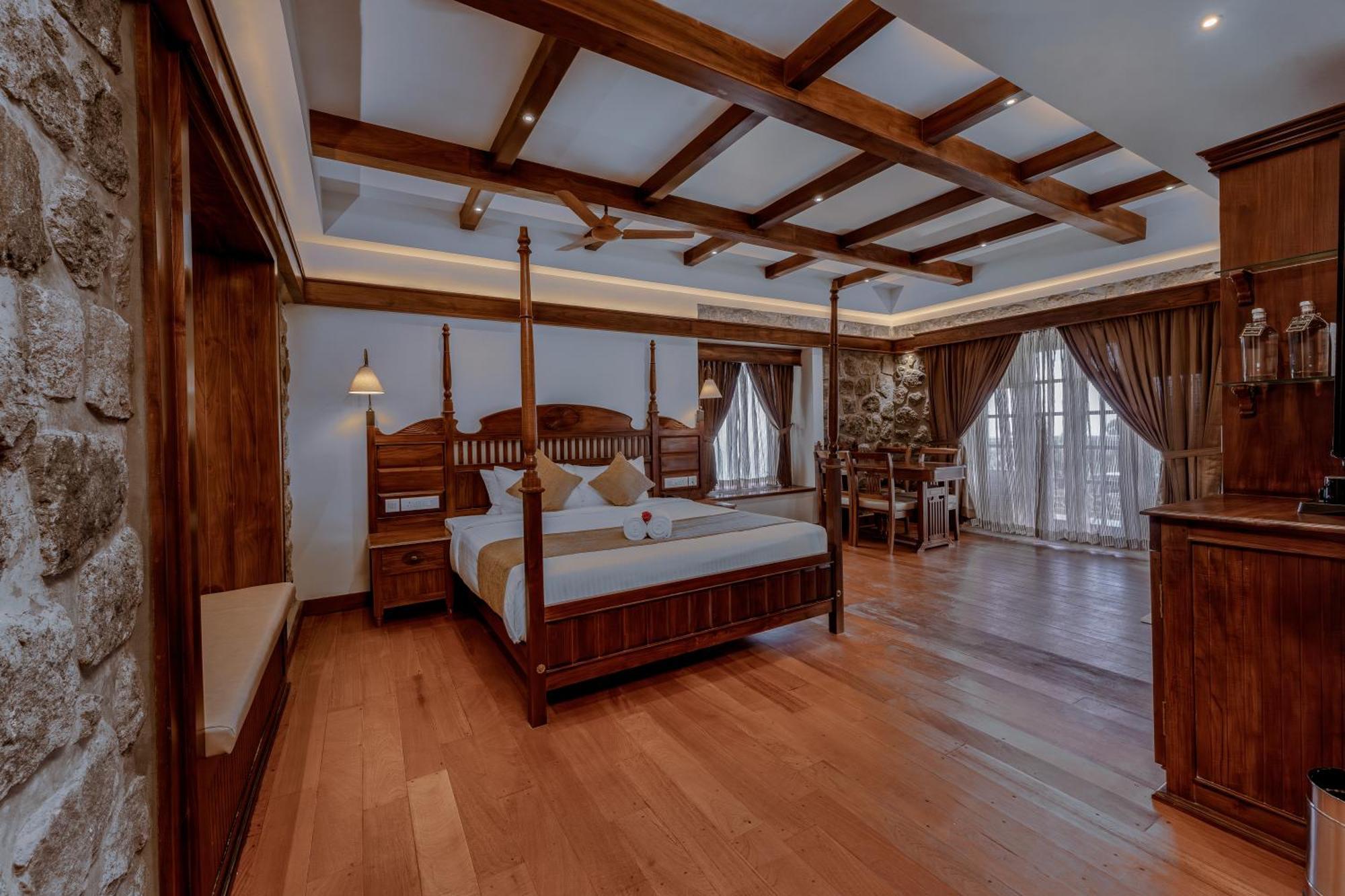 Le Montfort Resort ムンナール エクステリア 写真