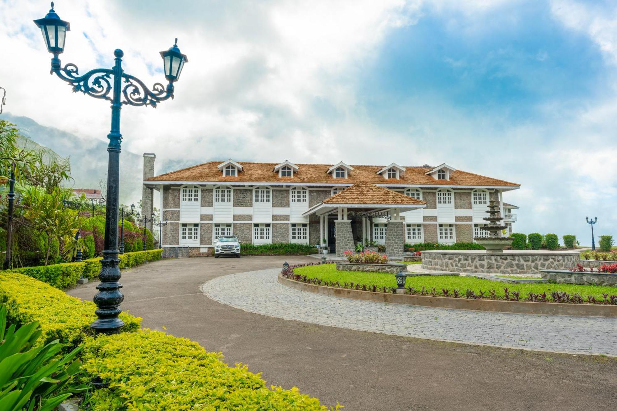Le Montfort Resort ムンナール エクステリア 写真